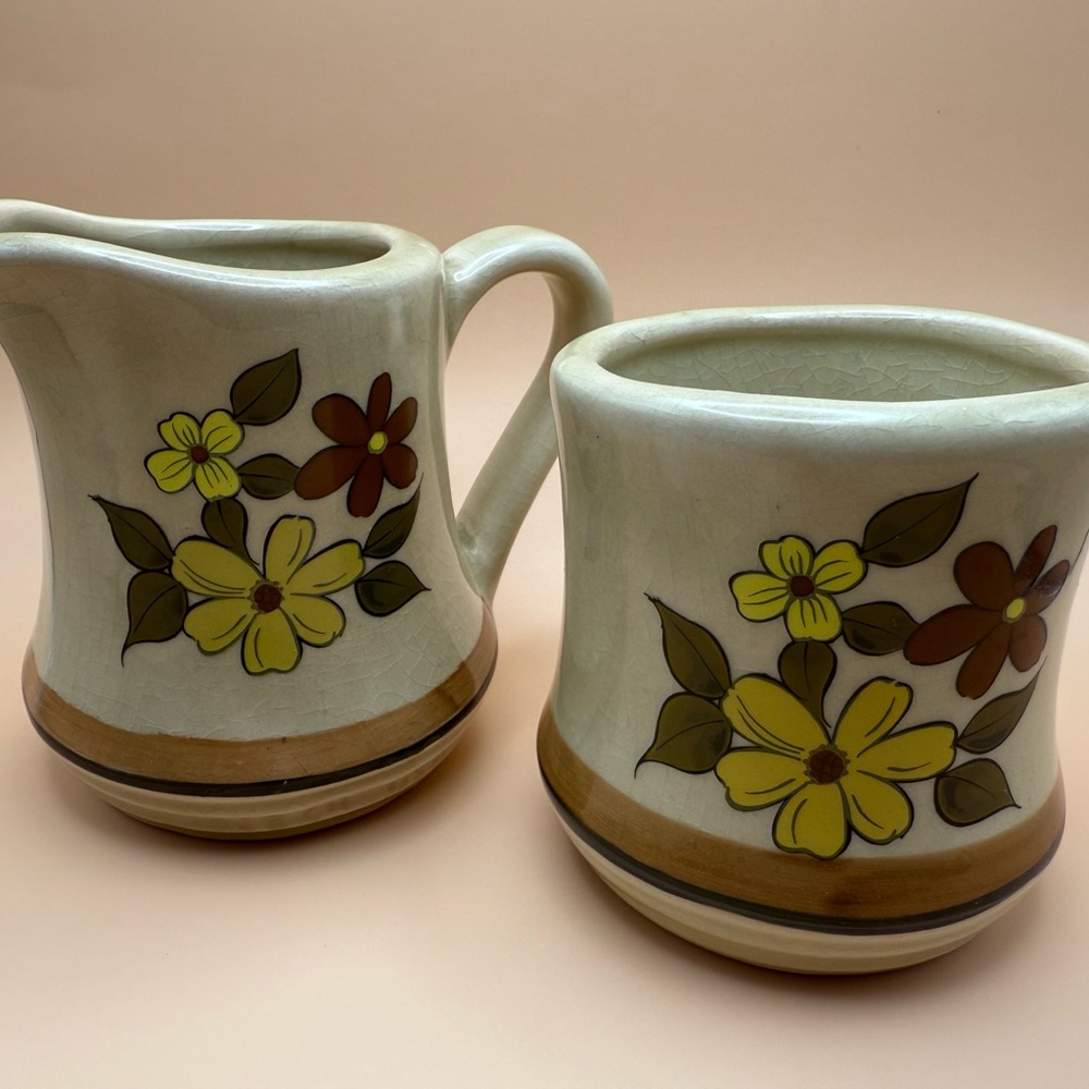 70s Floral stoneware creamer and sugar set